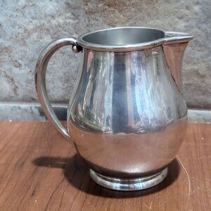Wilcox Creamer Pitcher International Silver Apple 2604